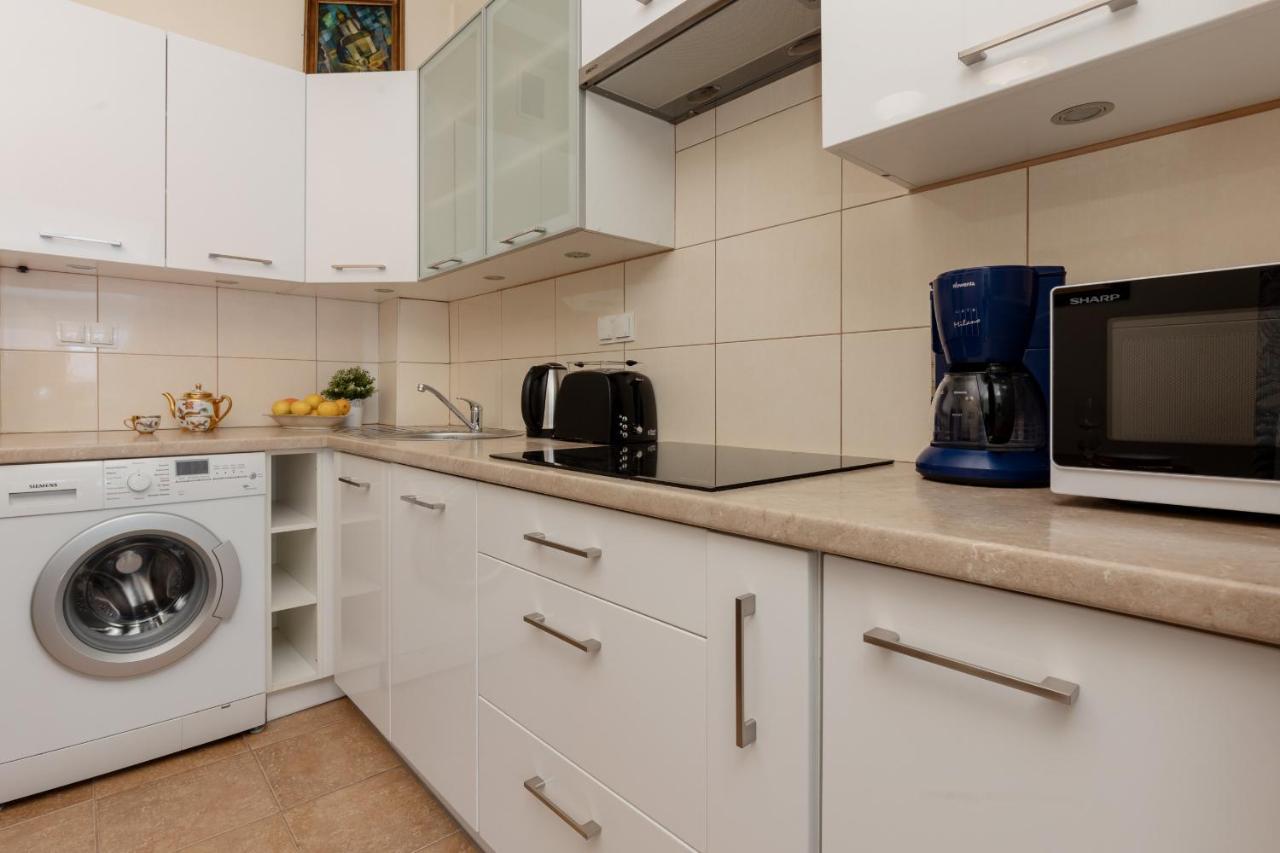 Atmospheric Apartment Next To Warsaw Old Town Square By Noclegi Renters المظهر الخارجي الصورة